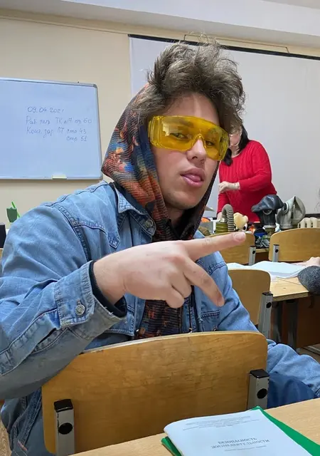 Даниил из Димитровграда, ищу на сайте знакомства на одну ночь