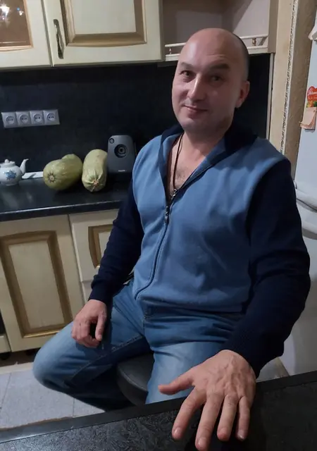 Игорь из Набережных Челнов, ищу на сайте приятное времяпровождение