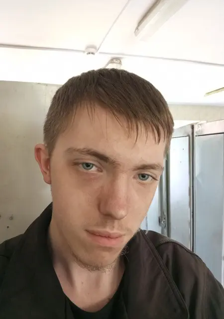 Я Даня, 20, из Владикавказа, ищу знакомство для дружбы