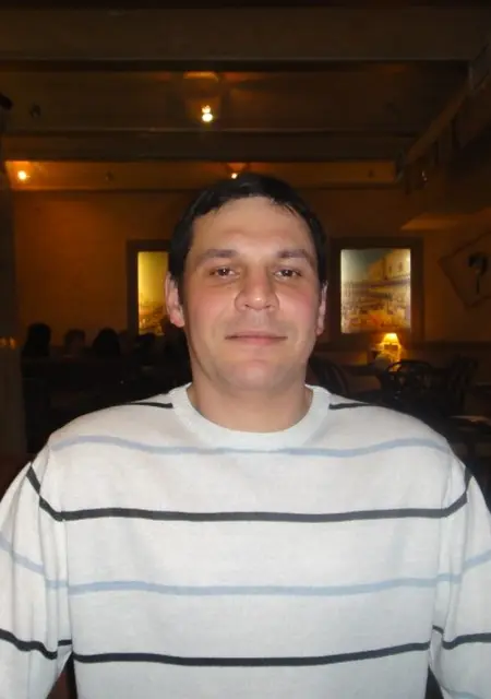 Sasha из Кирова, ищу на сайте знакомства без обязательств