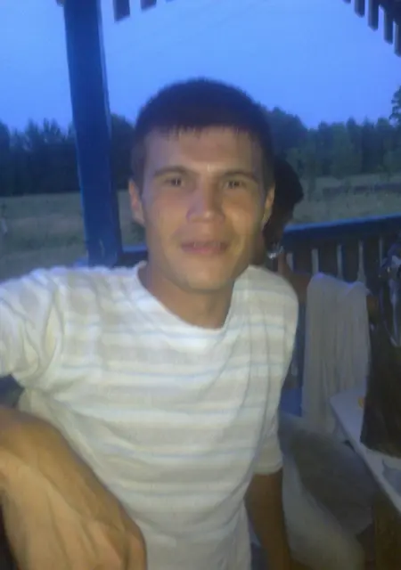 Виктор из Балтийска, ищу на сайте знакомства на одну ночь