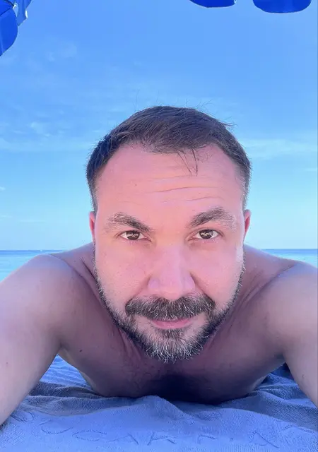 Я Максим, 41, знакомлюсь для вирта в Москве