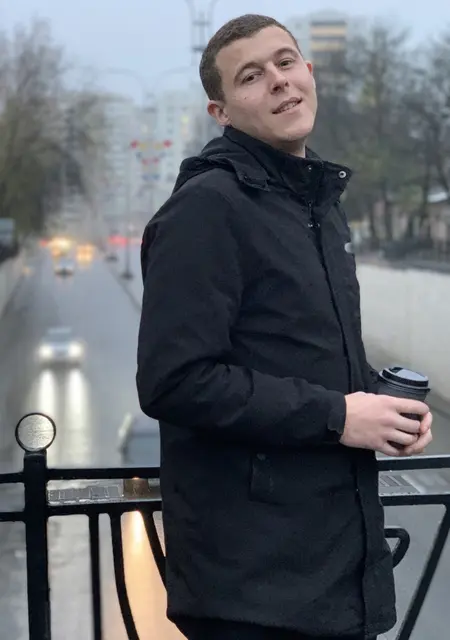 Артем из Ставрополя, мне 26, познакомлюсь на одну ночь