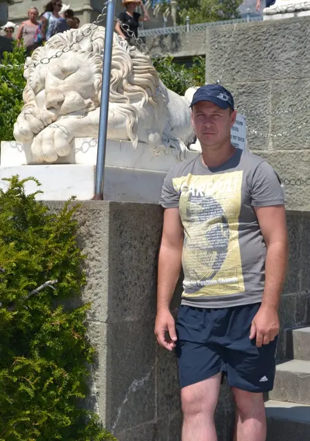 Vitalik з Дніпра, мені 51 років, познайомлюсь для вірт