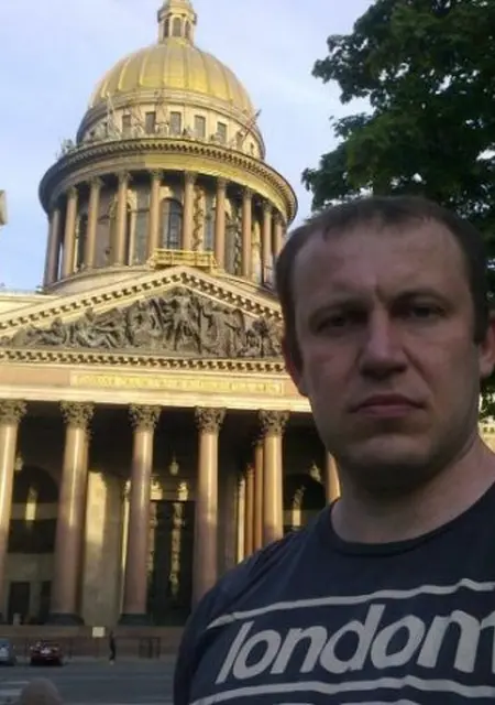 Я Андрей, 49, из Петрозаводска, ищу знакомство для постоянных отношений