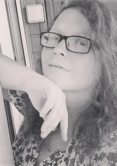 Света из Краснодара, ищу на сайте знакомства без обязательств