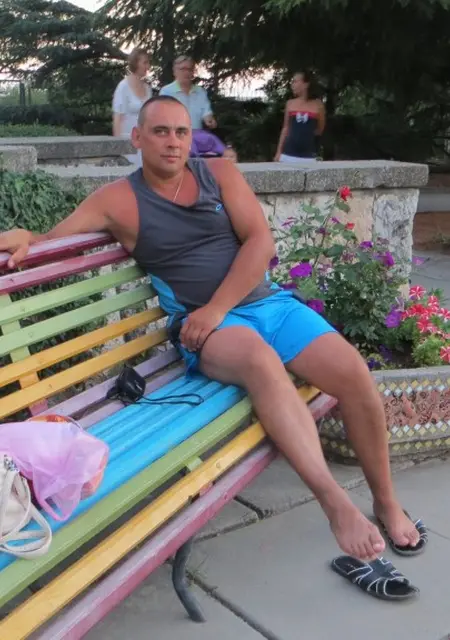 Я Александр, 48, из Солнечногорска, ищу знакомства без обязательств