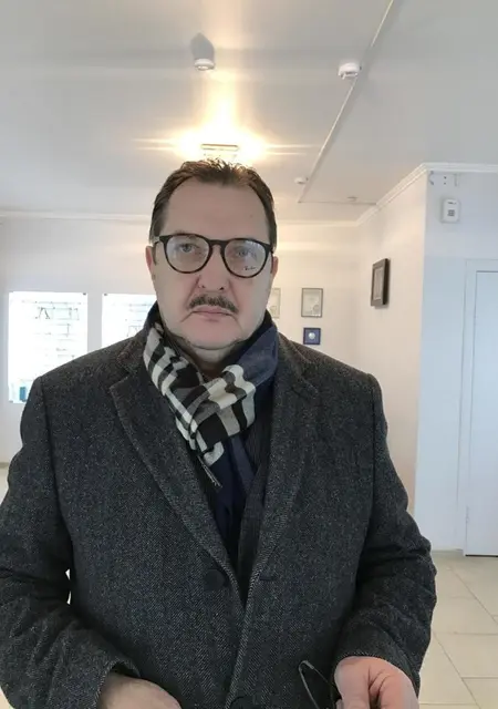 Oleg из Иркутска, мне 49, познакомлюсь для приятного времяпровождения