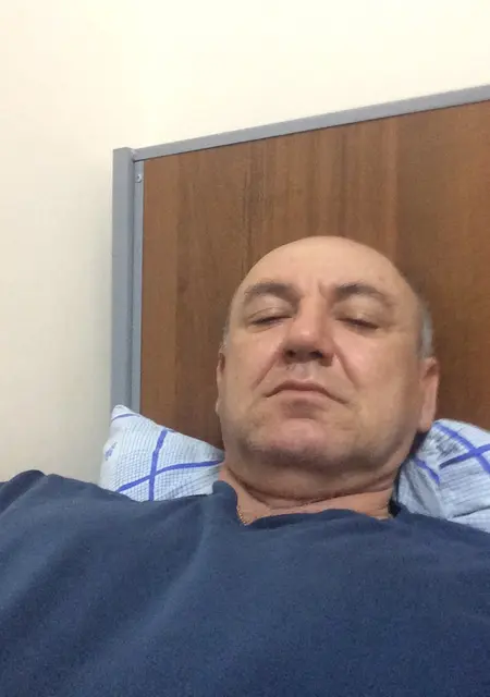 Александр из Джанкоя, ищу на сайте приятное времяпровождение