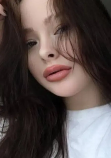 Я Алиса, 21, из Ростова-на-Дону, ищу знакомство для общения