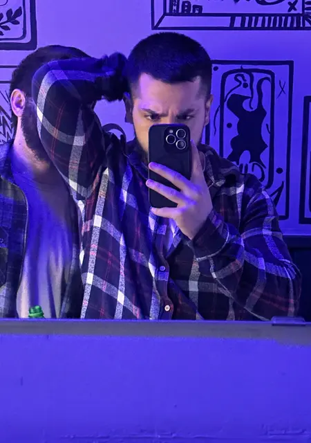 Я Адлан, 25, из Грозного, ищу знакомства на одну ночь