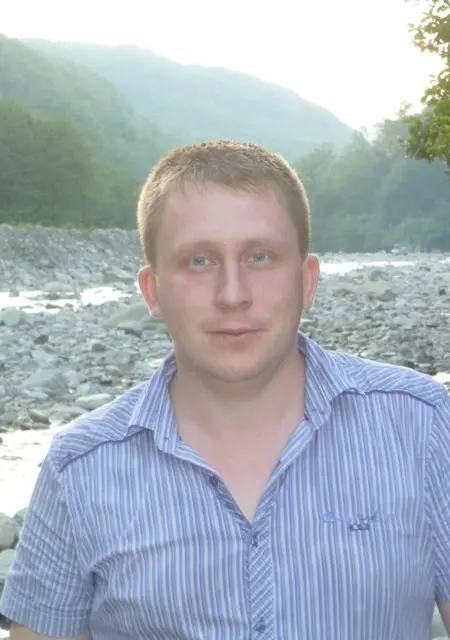 Александр из Сызрани, мне 39, познакомлюсь на одну ночь