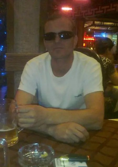 Я Александр, 50, знакомлюсь для дружбы в Омске