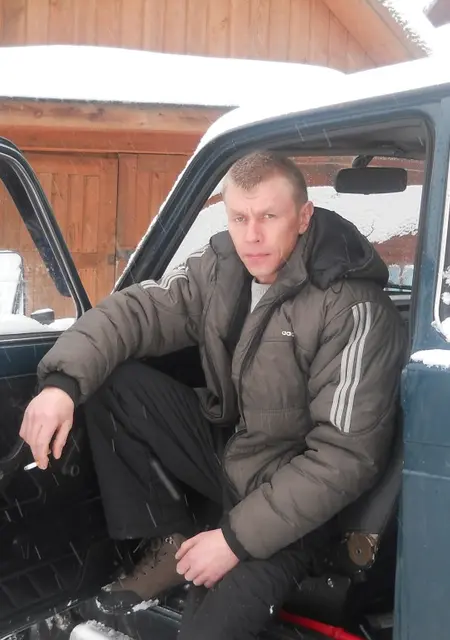 Я Алекс, 47, знакомлюсь без обязательств в Кирове