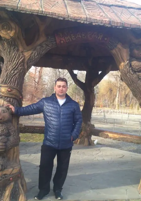 Евгений из Черкесска, мне 37, познакомлюсь на одну ночь