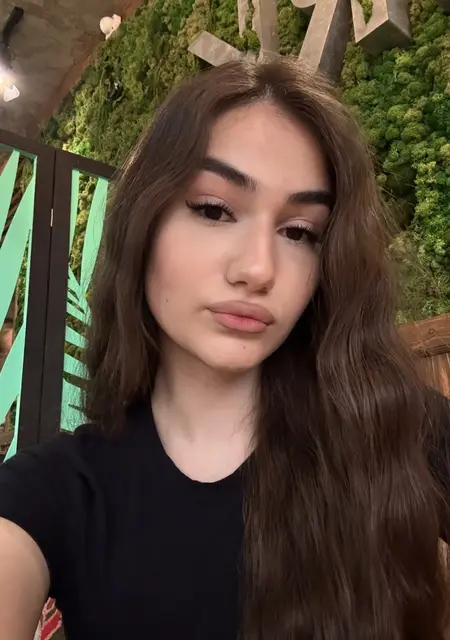 Я Рита, 20, из Липецка, ищу знакомство для вирта