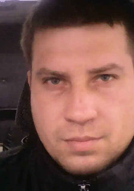 Я Толик, 43, знакомлюсь без обязательств в Дзержинске