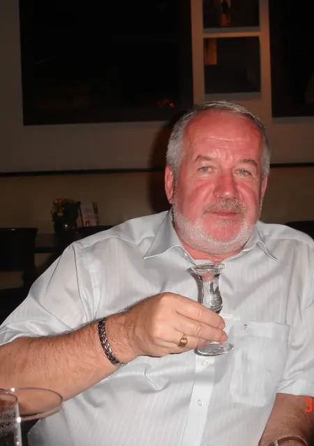 Я Александр, 78, из Балабанова, ищу знакомства без обязательств