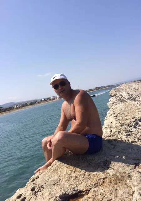 Я Радмир, 49, из Ноябрьска, ищу знакомства без обязательств