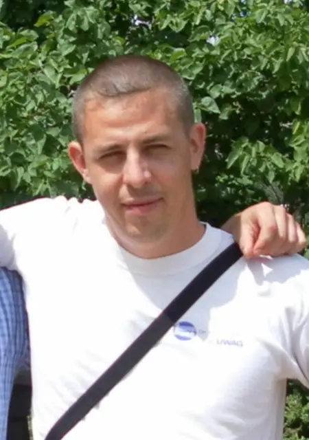 Я Максим, 41, знакомлюсь для дружбы в Белинском