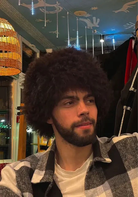 Я Борис, 20, знакомлюсь для общения в Севастополе