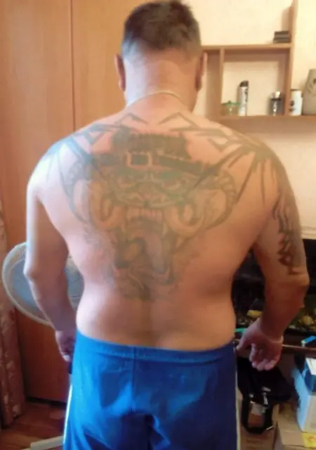 Я Александр, 48, из Астрахани, ищу знакомства без обязательств