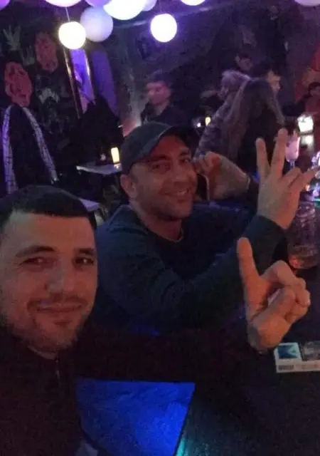 Я Артур, 34, знакомлюсь на одну ночь в Пушкине