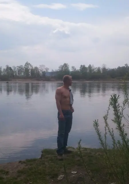 Максим из Слюдянки, ищу на сайте знакомства на одну ночь