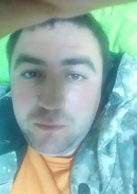 Сергей из Новомосковска, мне 37, познакомлюсь без обязательств