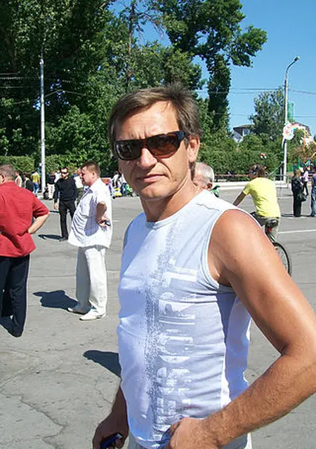 Я Михаил, 56, из Энгельса, ищу знакомство для постоянных отношений