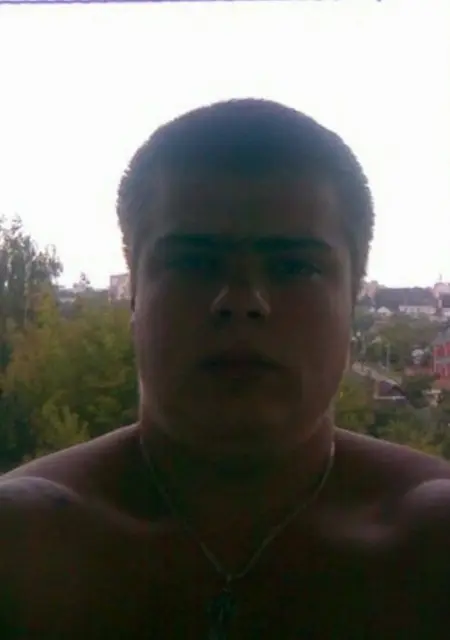 Я Артур, 38, знакомлюсь без обязательств в Наро-Фоминске