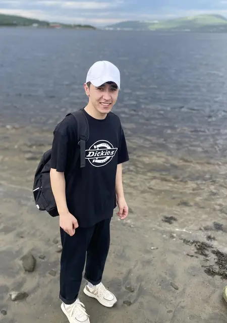 Я Jamshid, 21, знакомлюсь на одну ночь в Мурманске