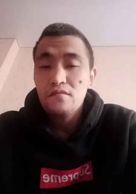 Азамат из Лобни, мне 34, познакомлюсь для приятного времяпровождения