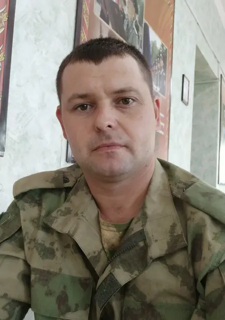 Я Валерий, 33, из Ашукина, ищу знакомства на одну ночь