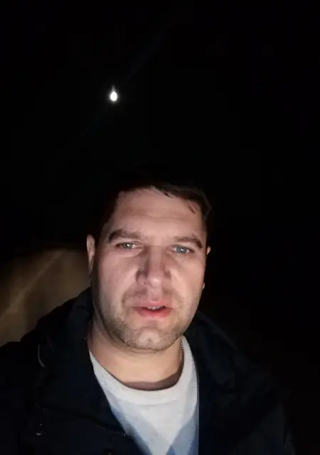 Я Алексей, 40, из Арзамаса, ищу знакомства без обязательств