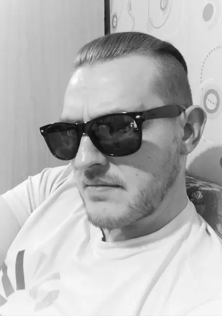 Я Александр, 37, из Гродно, ищу знакомства без обязательств