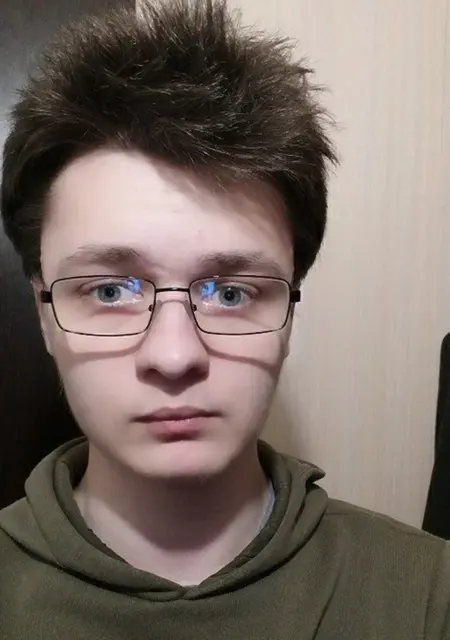 Я Александр, 20, из Тамбова, ищу знакомства без обязательств