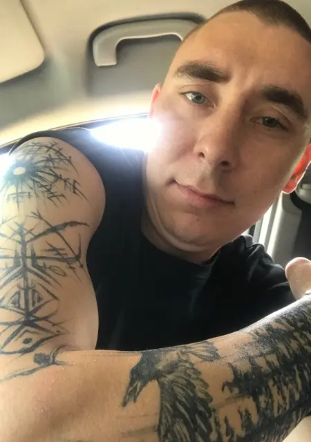 Альберт из Орла, мне 31, познакомлюсь для совместных путешествий