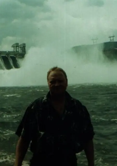 Андрей из Ачинска, ищу на сайте постоянные отношения