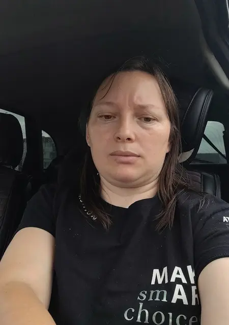 Я Надежда, 35, знакомлюсь для открытые отношения в Набережных Челнах