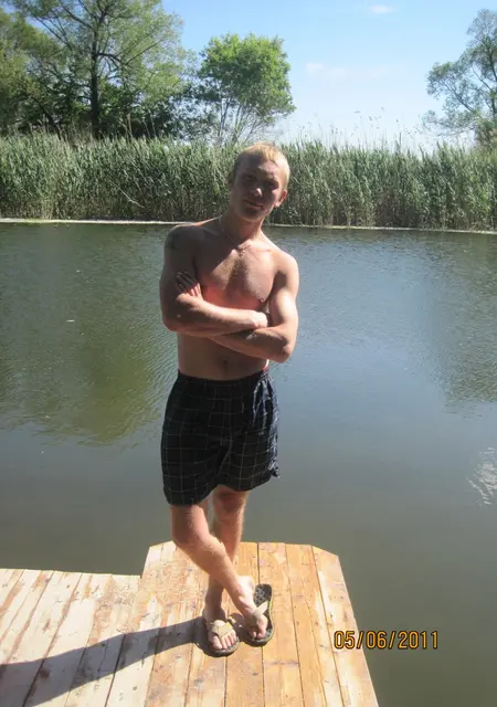 Я Artem, 37, знакомлюсь на одну ночь в Шебекине