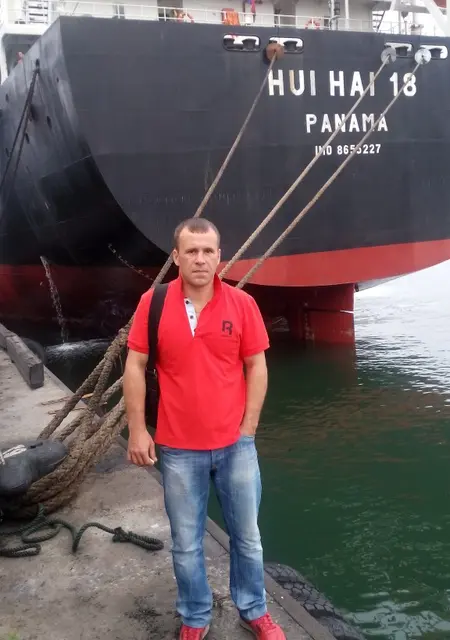 Я Sergey, 45, из Ванина, ищу знакомства на одну ночь