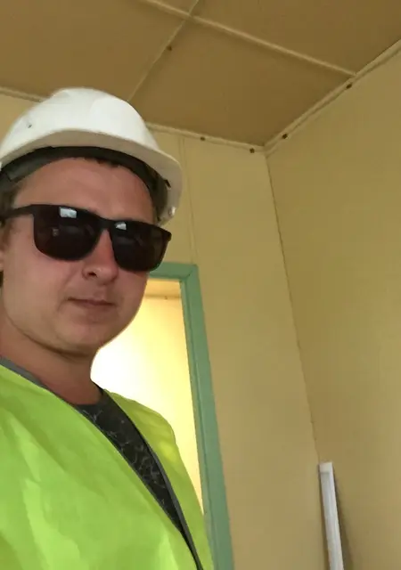 Я Алексей, 28, из Твери, ищу знакомство для постоянных отношений