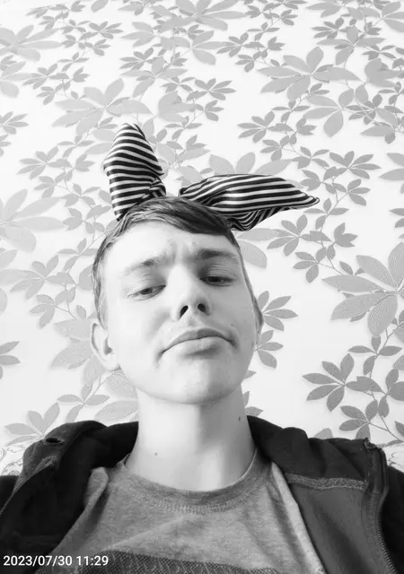 Я Anton, 20, знакомлюсь для постоянных отношений в Омске