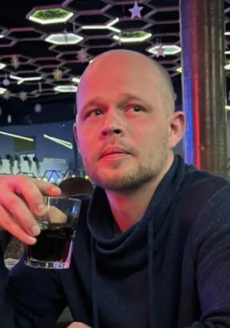 Александр из Воронежа, мне 39, познакомлюсь на одну ночь