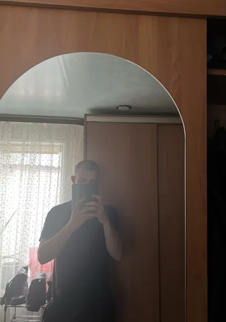 Романтик из Краснодара, мне 21, познакомлюсь для открытые отношения