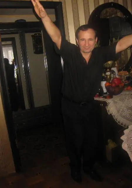 Я Вова, 54, из Анапы, ищу знакомства без обязательств