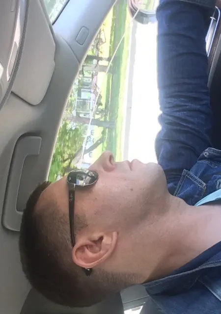 Рома из Окуловки, ищу на сайте приятное времяпровождение