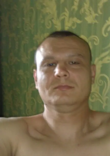 Павел из Клина, ищу на сайте знакомства на одну ночь