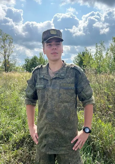 Я Андрей, 20, из Пензы, ищу знакомства на одну ночь